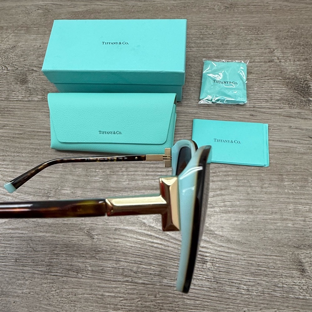 Authentic Tiffany & Co. Teal & Tortoise Sunglasses with Aqua Case - Picture 2 of 9